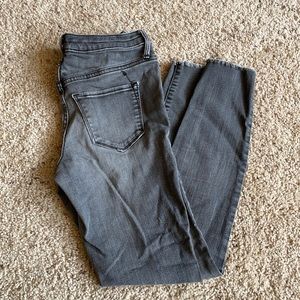 Mid-rise Jegging.  Size 2/26R.  Distressed.  Super cute.  Color black/gray
